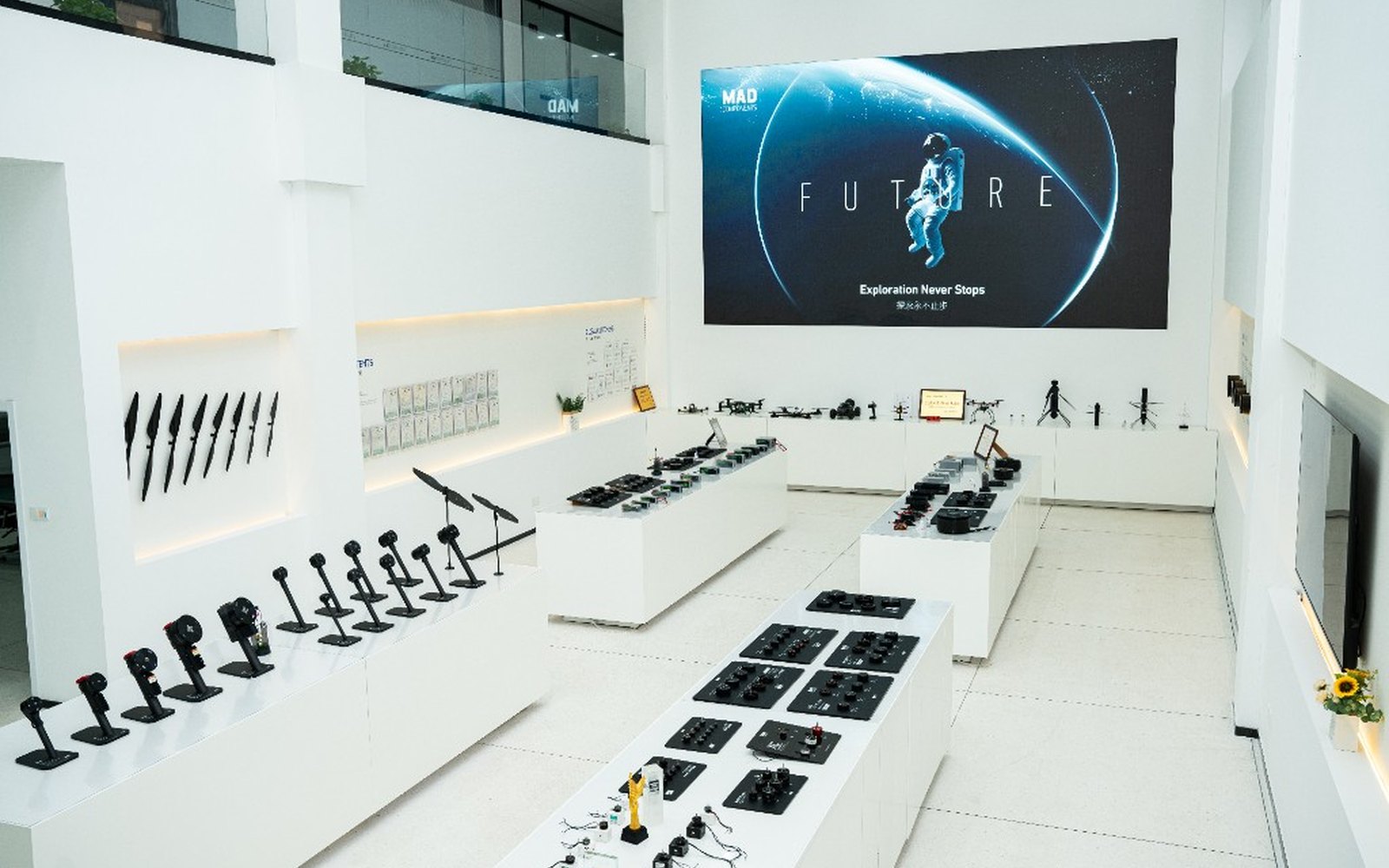 REACHSKY product showroom panorama