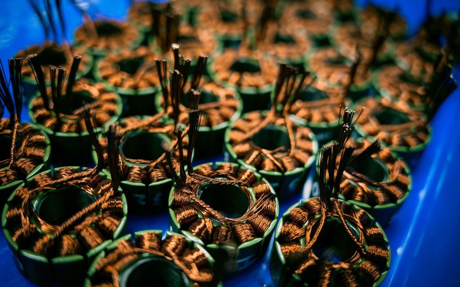 Motor stator batch production